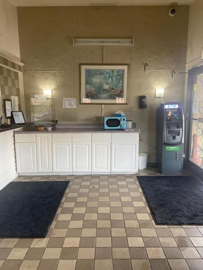 Corbin Inn Bagian luar foto