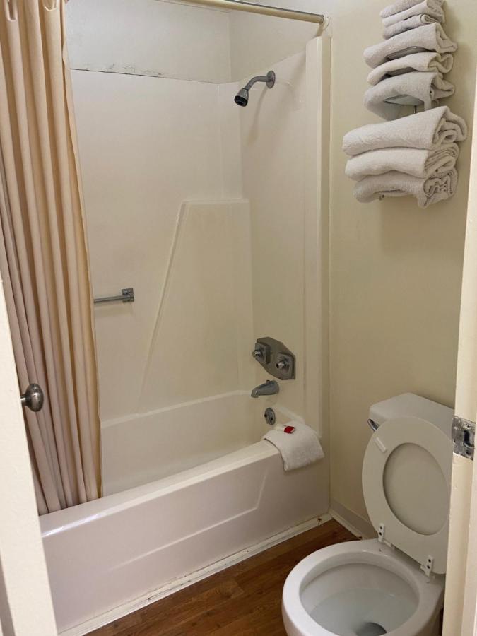 Corbin Inn Bagian luar foto