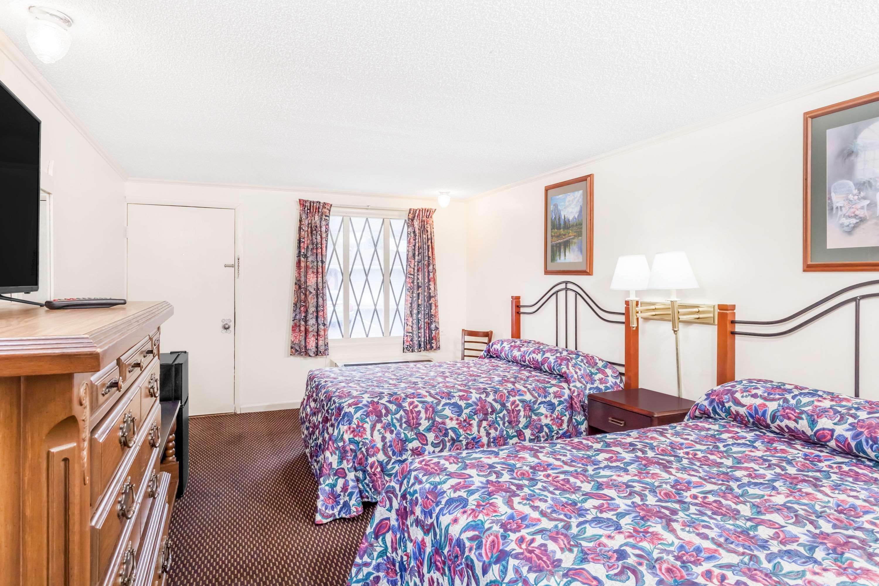 Corbin Inn Bagian luar foto
