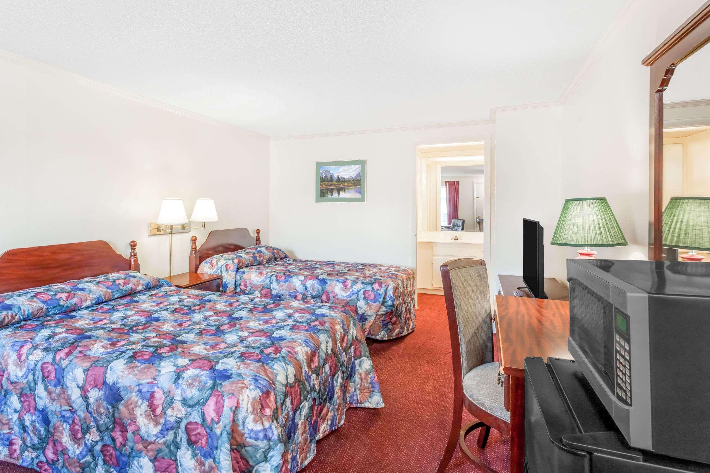 Corbin Inn Bagian luar foto